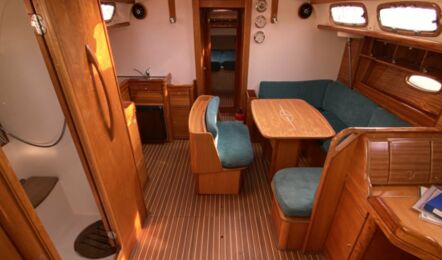 Bavaria-46-cruiser-innenaufnahme-01