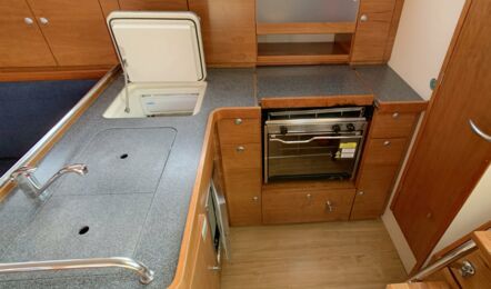 Hanse-370-innenaufnahme-06