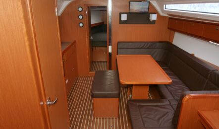 Bavaria-cruiser-41-sport-innenaufnahme-01