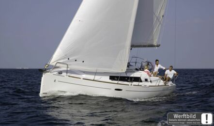 Oceanis-34-aussenaufnahme-09