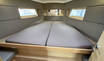 Bugkabine Innenaufnahme der Oceanis 38 "Ulysses" in Heiligenhafen