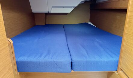 Sun-odyssey-389-innenaufnahme-04