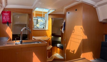 Bavaria-cruiser-34-innenaufnahme-03