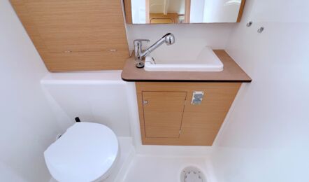 Dufour-382-gl-innenaufnahme-08