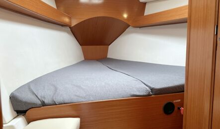 Beneteau-cyc-43-3-innenaufnahme-03