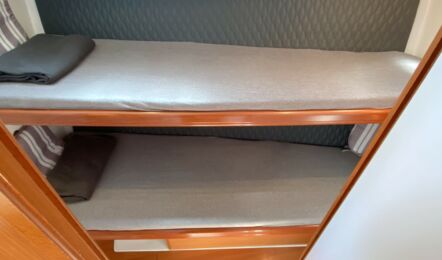 Beneteau-cyc-43-4-innenaufnahme-03