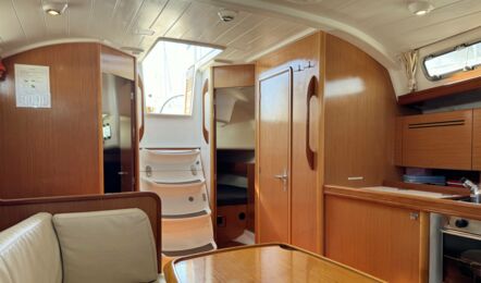 Beneteau-cyc-39-innenaufnahme-03