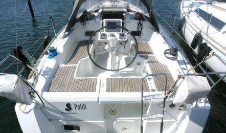 Heck Aussenaufnahme der Oceanis 31 "Poldi" in Heiligenhafen