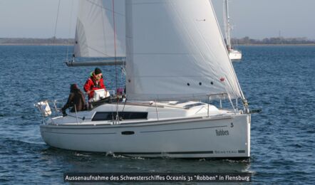 Oceanis-31-aussenaufnahme-08