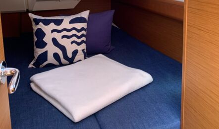 Sun-odyssey-389-innenaufnahme-04