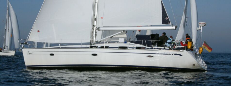 Backbord Aussenaufnahme der Bavaria 46 cruiser „Snoopy“ in Flensburg