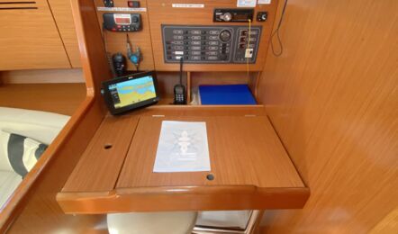 Beneteau-cyc-43-4-innenaufnahme-06