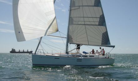 Dufour-40e-performance-aussenaufnahme-06