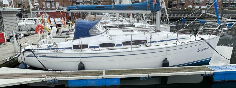 Steuerbord Aussenaufnahme der Bavaria 31 cruiser „Seepocke“ in Flensburg