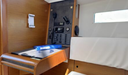 Sun-odyssey-349-innenaufnahme-08