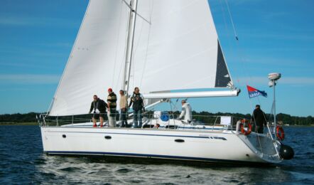 Bavaria-46-cruiser-aussenaufnahme-06