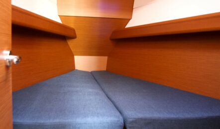 Sun-odyssey-389-innenaufnahme-02