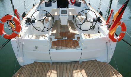 Sun-odyssey-389-aussenaufnahme-04