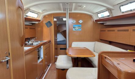 Beneteau-cyc-39-innenaufnahme-01