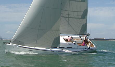 Dufour-40e-performance-aussenaufnahme-05