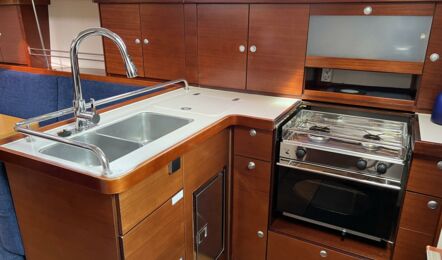 Hanse-370-innenaufnahme-07