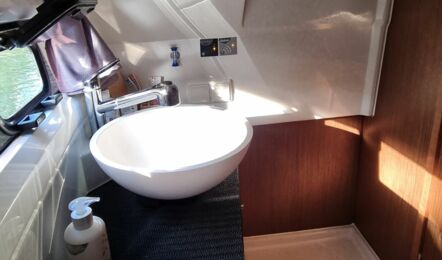 Merry-fisher-895-offshore-jonnis-innenaufnahme-06