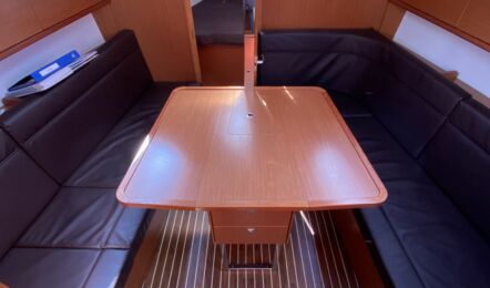 Bavaria-cruiser-34-innenaufnahme-08