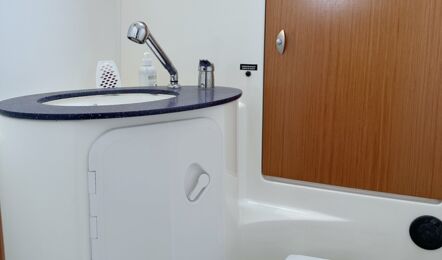 Beneteau-cyc-43-3-innenaufnahme-08