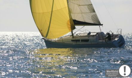 Backbord Aussenaufnahme einer Sun Odyssey 30i in Heiligenhafen