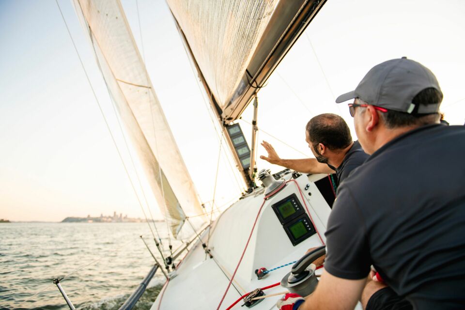 Qualifizierte Ausbildung für Ihren nächsten Segeltörn Qualifizierte Ausbildung für Ihren nächsten Segeltörn